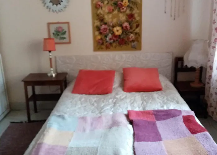 Foggy Island Bed & Breakfast *